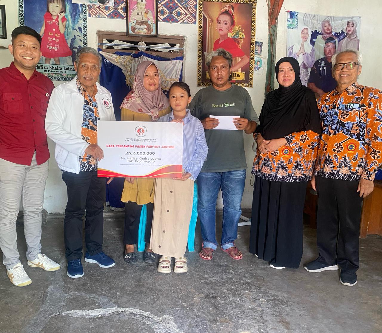 YJI Jawa Timur Serahkan Bantuan Pendamping Pasien PJB di Kabupaten Bojonegoro